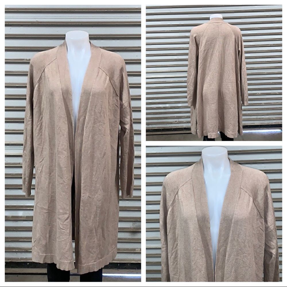 89th & Madison beige shrug size XL